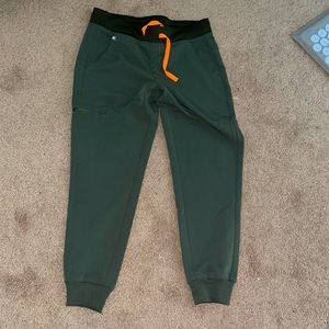 NWOT Figs scrub jogger